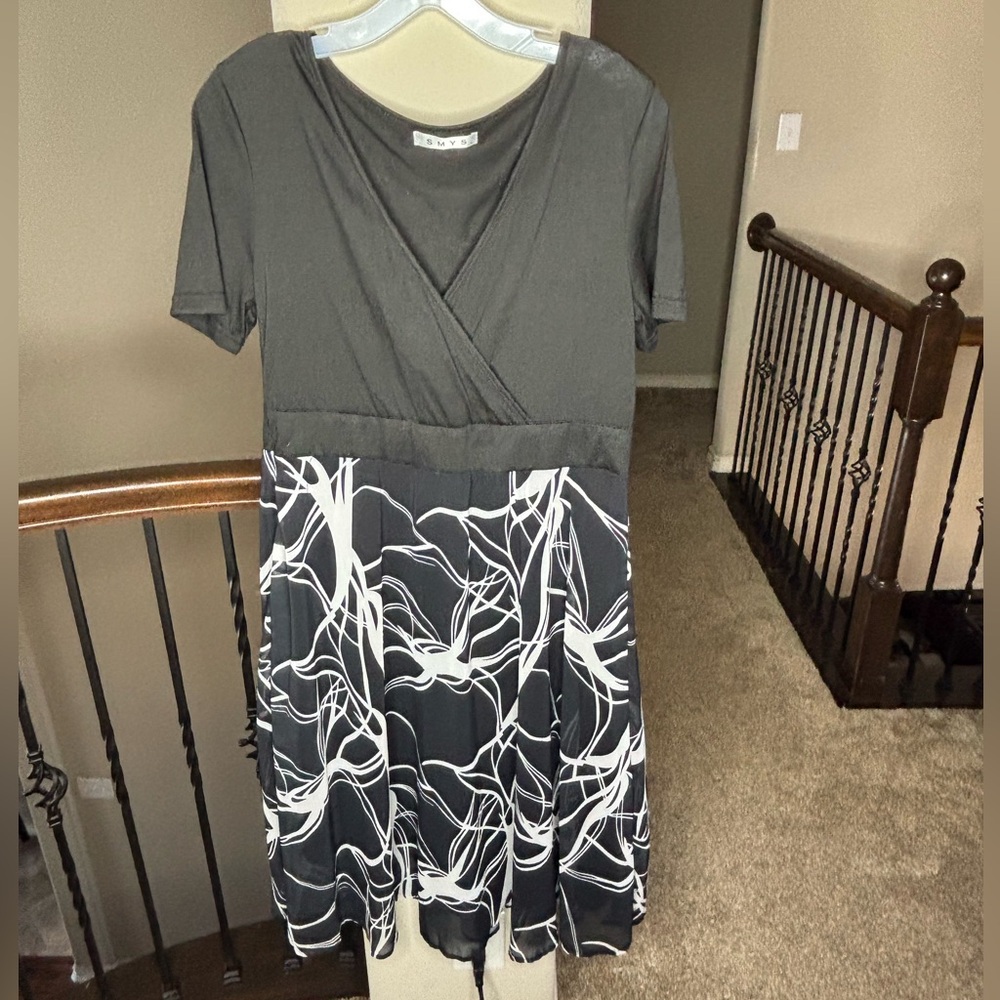 SMYS Black White Women’s Dress Abstract Size XL Office Work Professional
